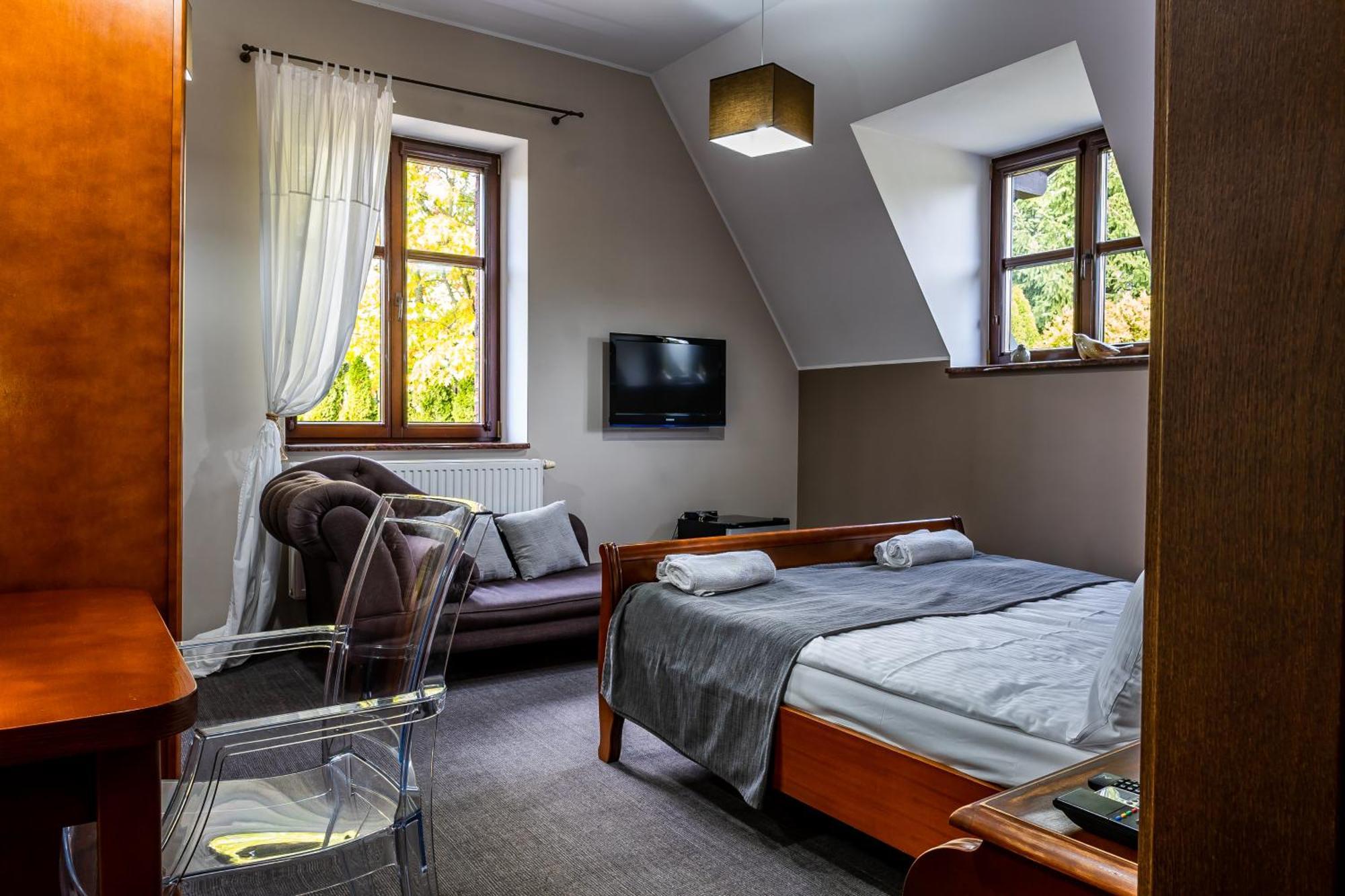 Biala Koszula Hotel Tlen Exterior photo